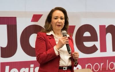 Ordena Tribunal a la UNAM cerrar caso de Yazmín Esquivel