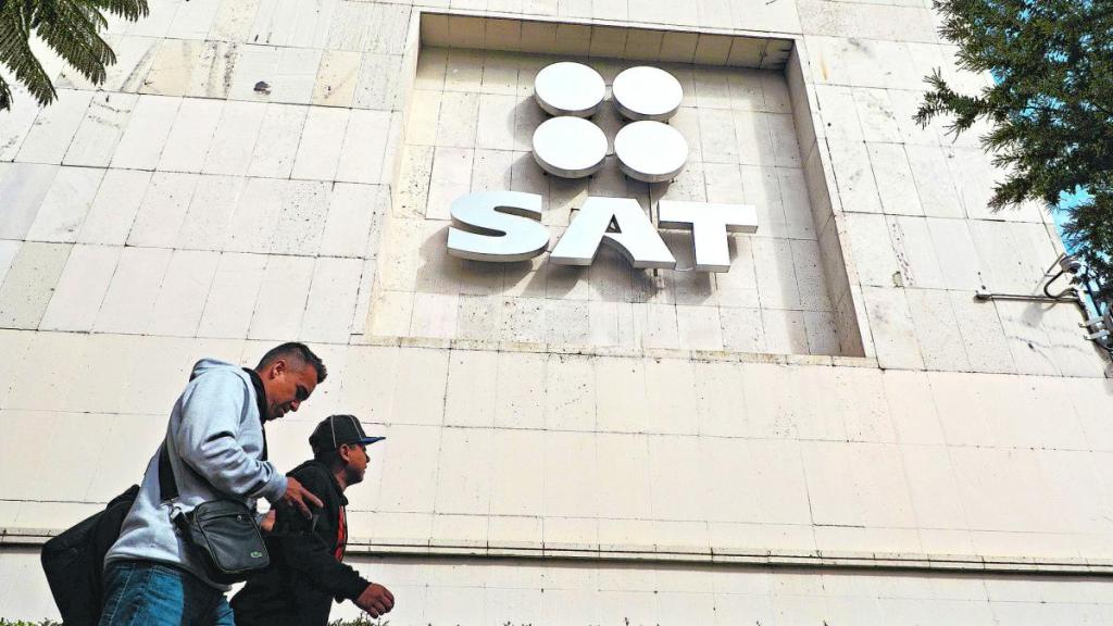 En dos meses SAT recauda un billón de pesos de&nbsp;impuestos