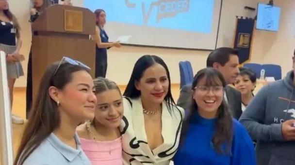 Reaparece Sandra Cuevas