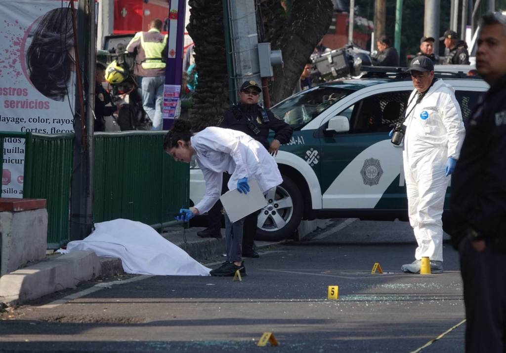 Reitera Clara Brugada que no habrá impunidad en homicidio de&nbsp;colaboradores