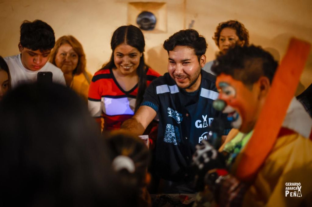 Entrega Diputado Gerardo Abarca Peña más de 3 mil juguetes en colonias de Cuernavaca por el Día de Reyes.