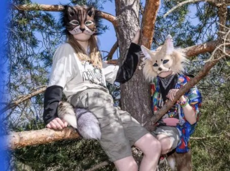 Therians, serpientes subterráneas y el país que se esconde de sí&nbsp;mismo